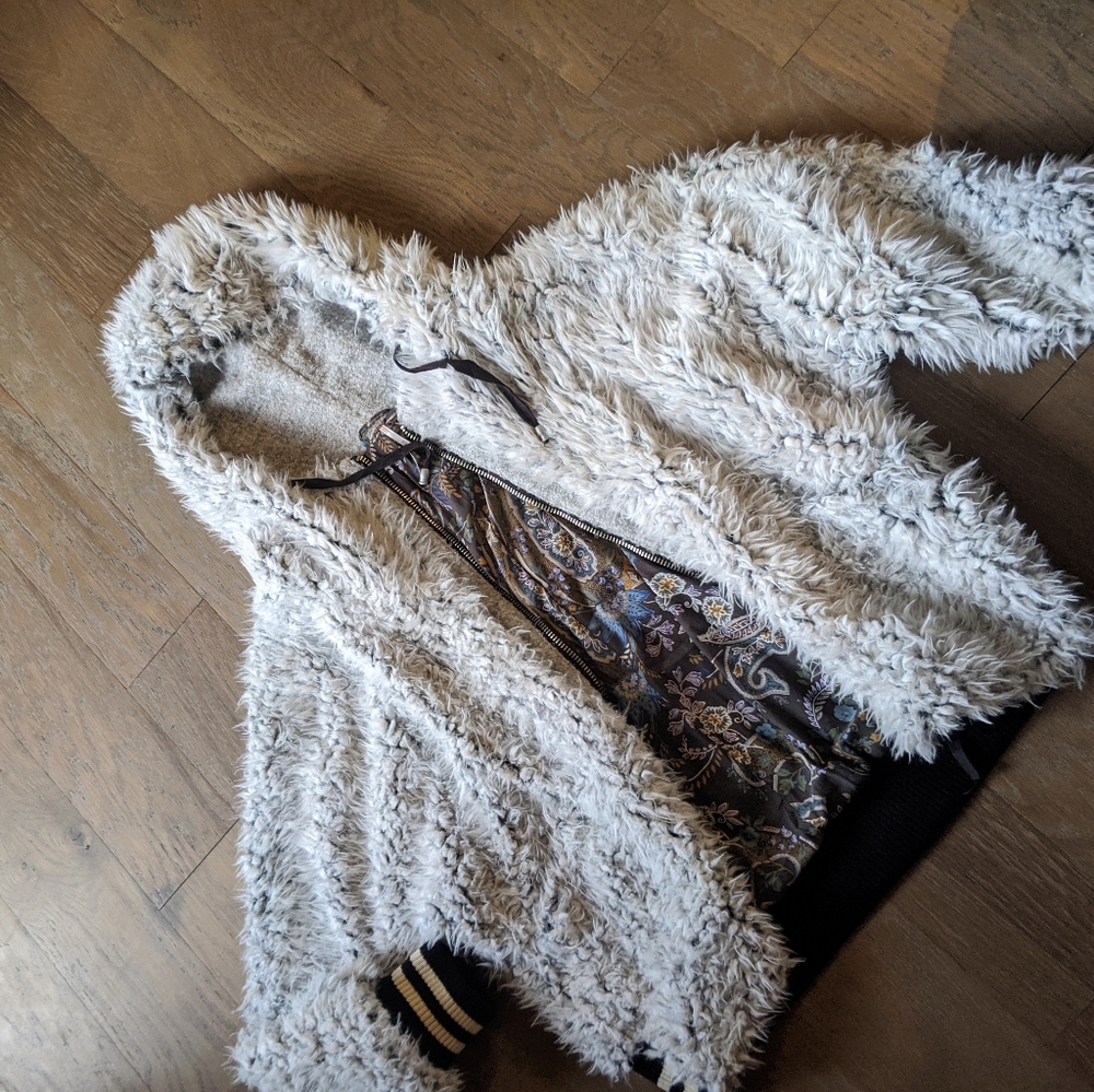 Free People Shaggy Faux Oversized Jacket M/L - Picture 6 of 7